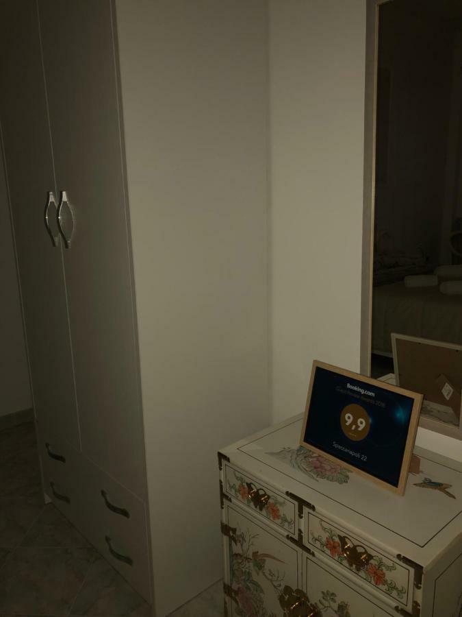 Spaccanapoli 22 Kültér fotó